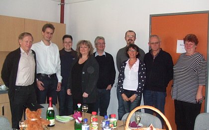 Die FG ANM zur Verteidigung von M. Sc. M. Heinz im September 2012: v.l.n.r. M. Dubiel, M. Heinz, M. Dathe, S. Brinke, H. Roggendorf, C. Seidel, T. Pfeiffer, K.-H. Felgner, C. Walter